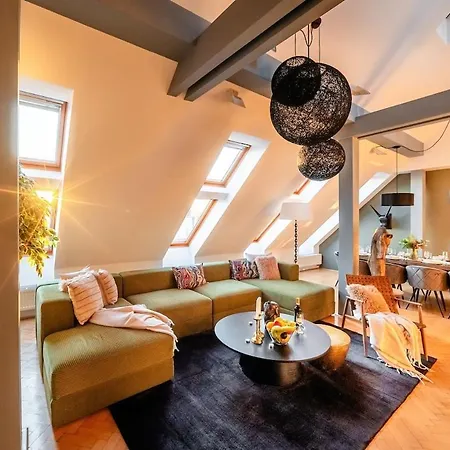 Sunset Crown Penthouse And Terrace 公寓