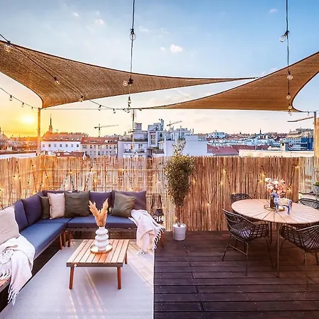 Sunset Crown Penthouse And Terrace 公寓