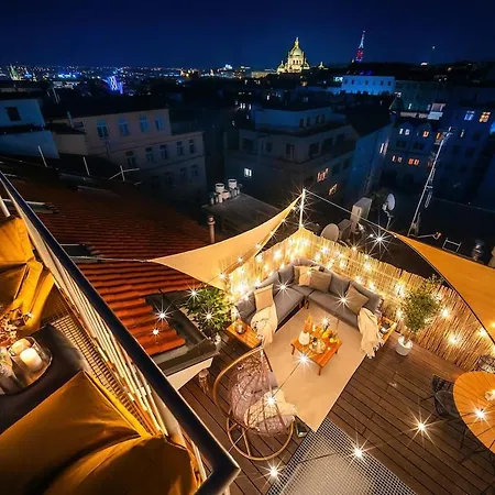 Sunset Crown Penthouse And Terrace 公寓 布拉格