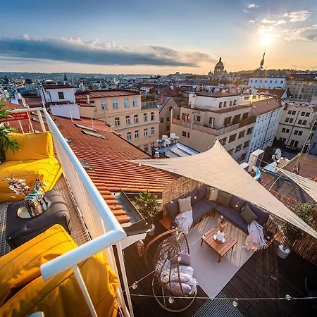 Sunset Crown Penthouse And Terrace *