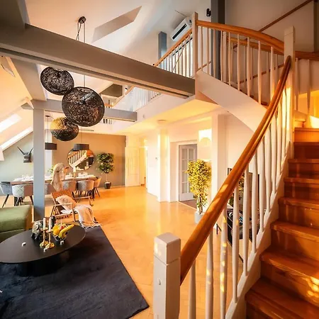 Sunset Crown Penthouse And Terrace 公寓 *